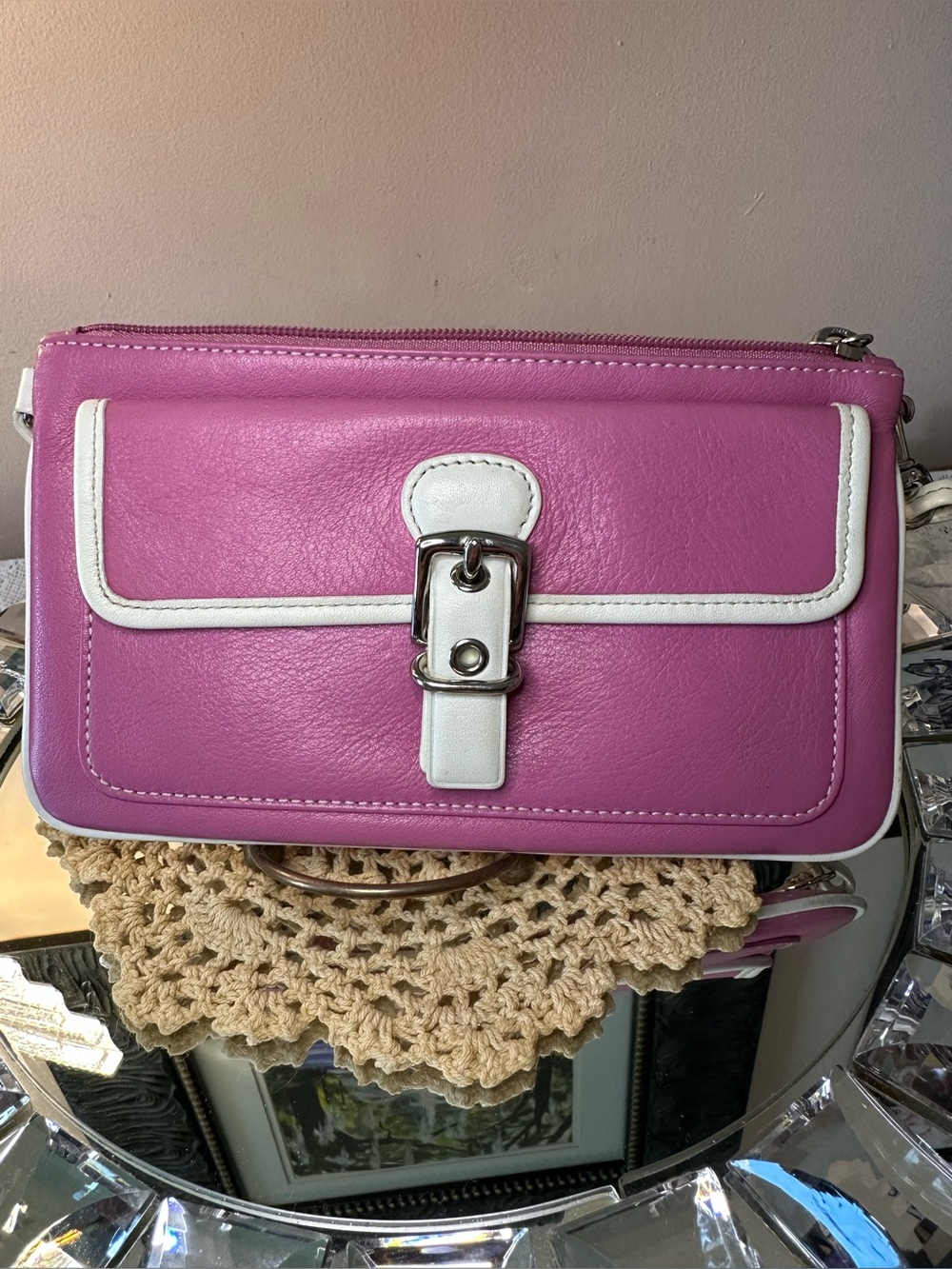 Coach vintage wristlet. Pink and white. Front pocket. In great condition. - Picture 12 of 12